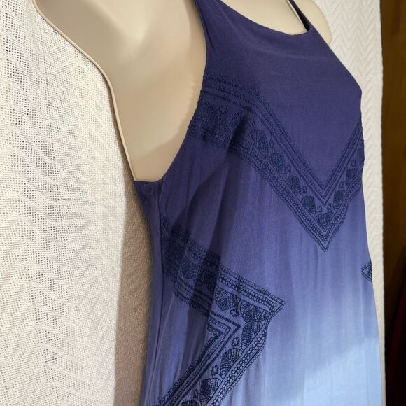 Francescas ALYA Ombre Summer Dress Size M Tiered Shark Bite Embroidery Racerback - Picture 2 of 15